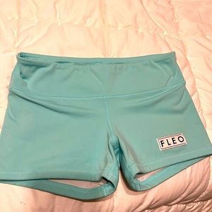 Fleo X Katie Crew - aqua splash sz Medium